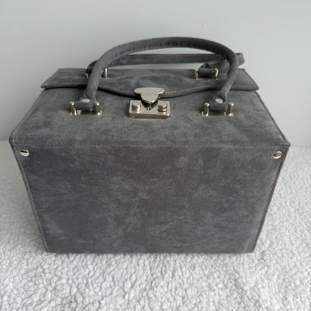 Gray Makeup Case